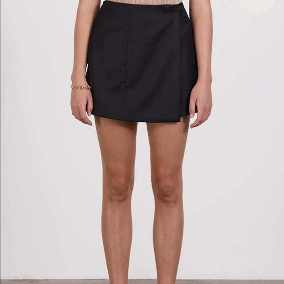 Anna Quan Women's Harvey Wool Lined Mini Skort Wrap Black Size 8 - Picture 1 of 14